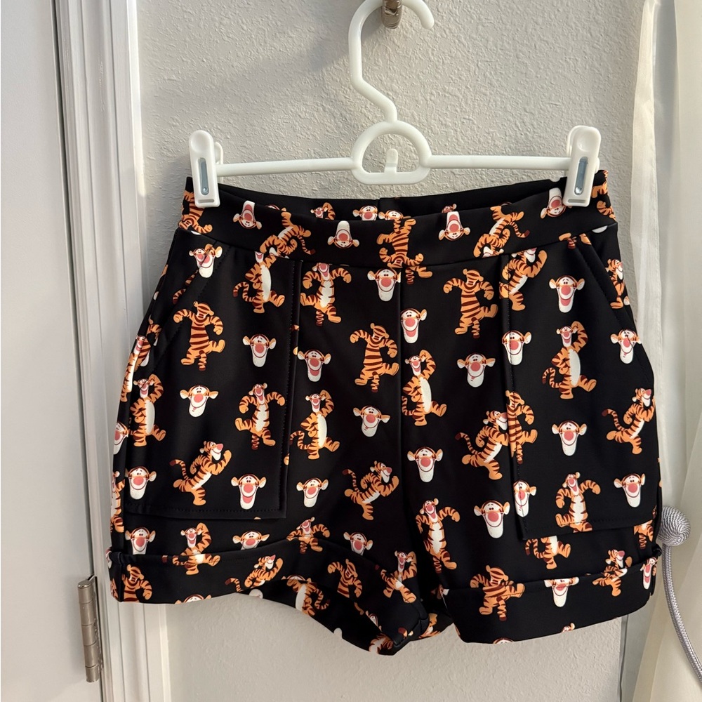 DISNEY TIGGER SHORTS NWOT SIZE SMALL BLACK MILK